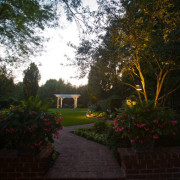 Backyard-midwest-lightscapes-landscape-lighting-home-outdoor-lighting-services-entryway