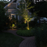backyard-walkway-midwest-lightscapes-landscape-lighting-home-outdoor-lighting-services